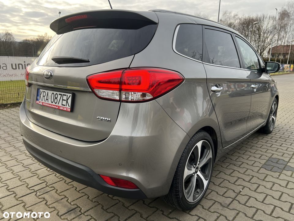 Kia Carens 1.7 CRDi Spirit - 38