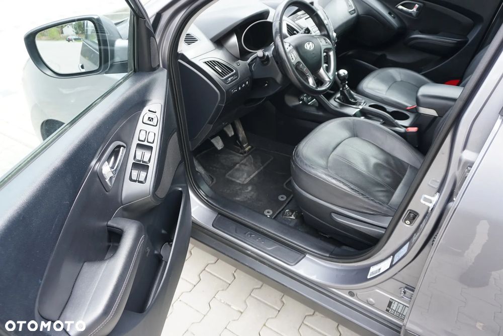 Hyundai ix35 1.7 CRDi Comfort 2WD - 17