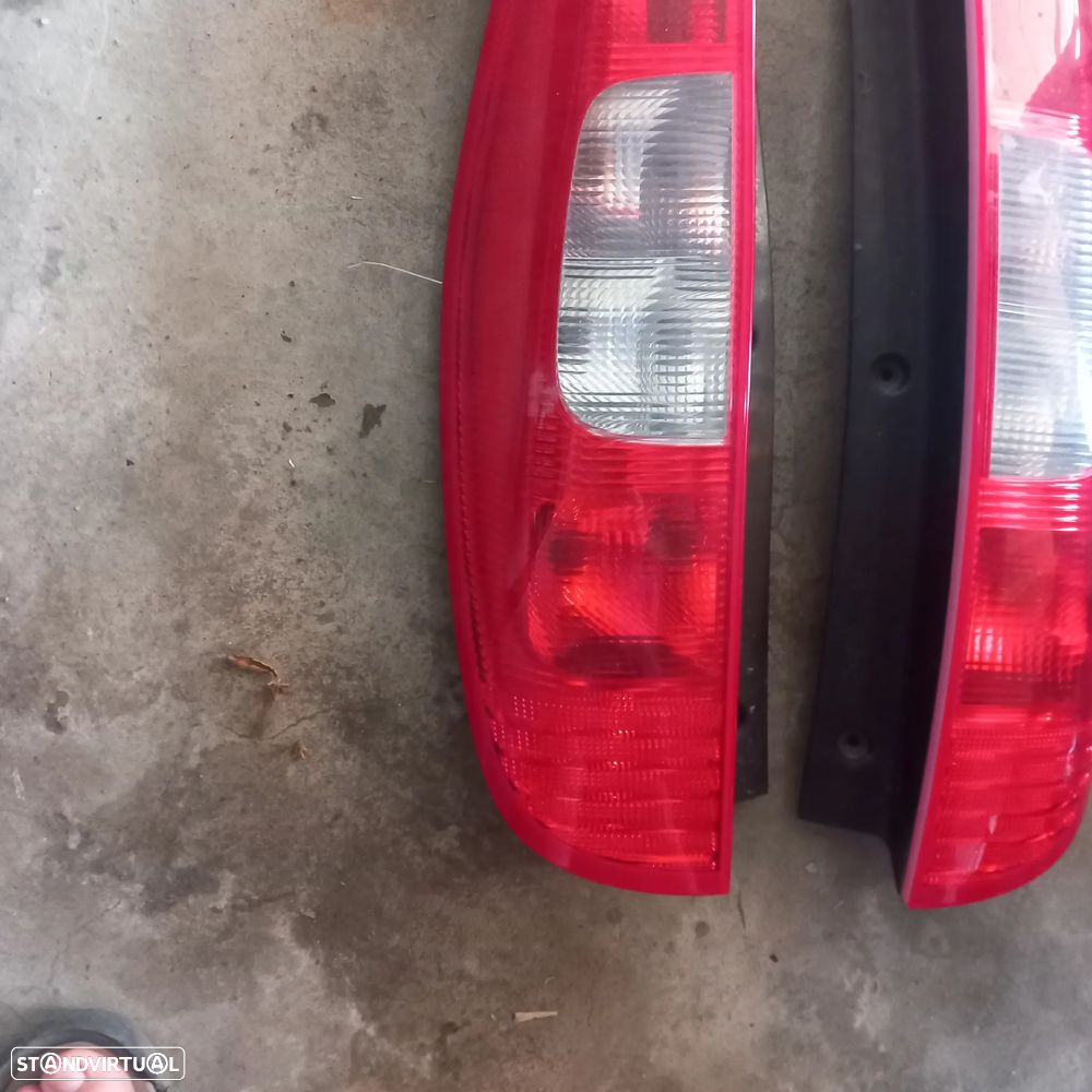 Faróis traseiro mitsubishi colt c30 - 4