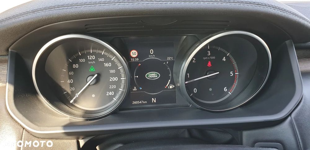 Land Rover Discovery 3.0 TD6 HSE Luxury - 39