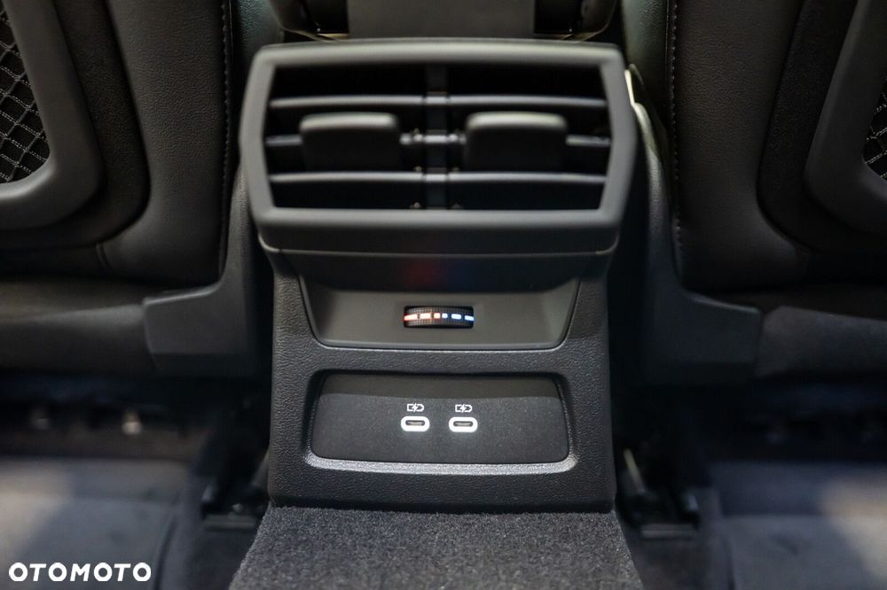 Audi RS3 Limousine - 20