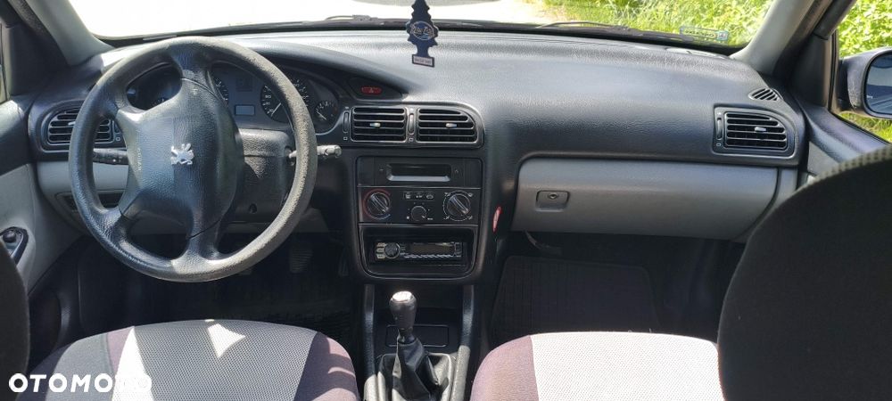 Peugeot 406 - 7