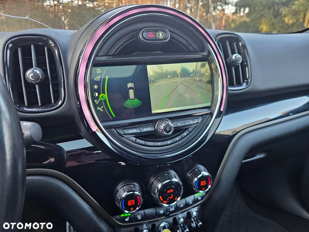 MINI Countryman Cooper SE ALL4 John Cooper Works Trim - 7