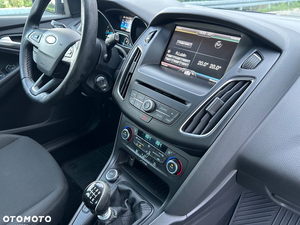 Ford Focus 1.5 TDCi Titanium ECOnetic ASS - 28