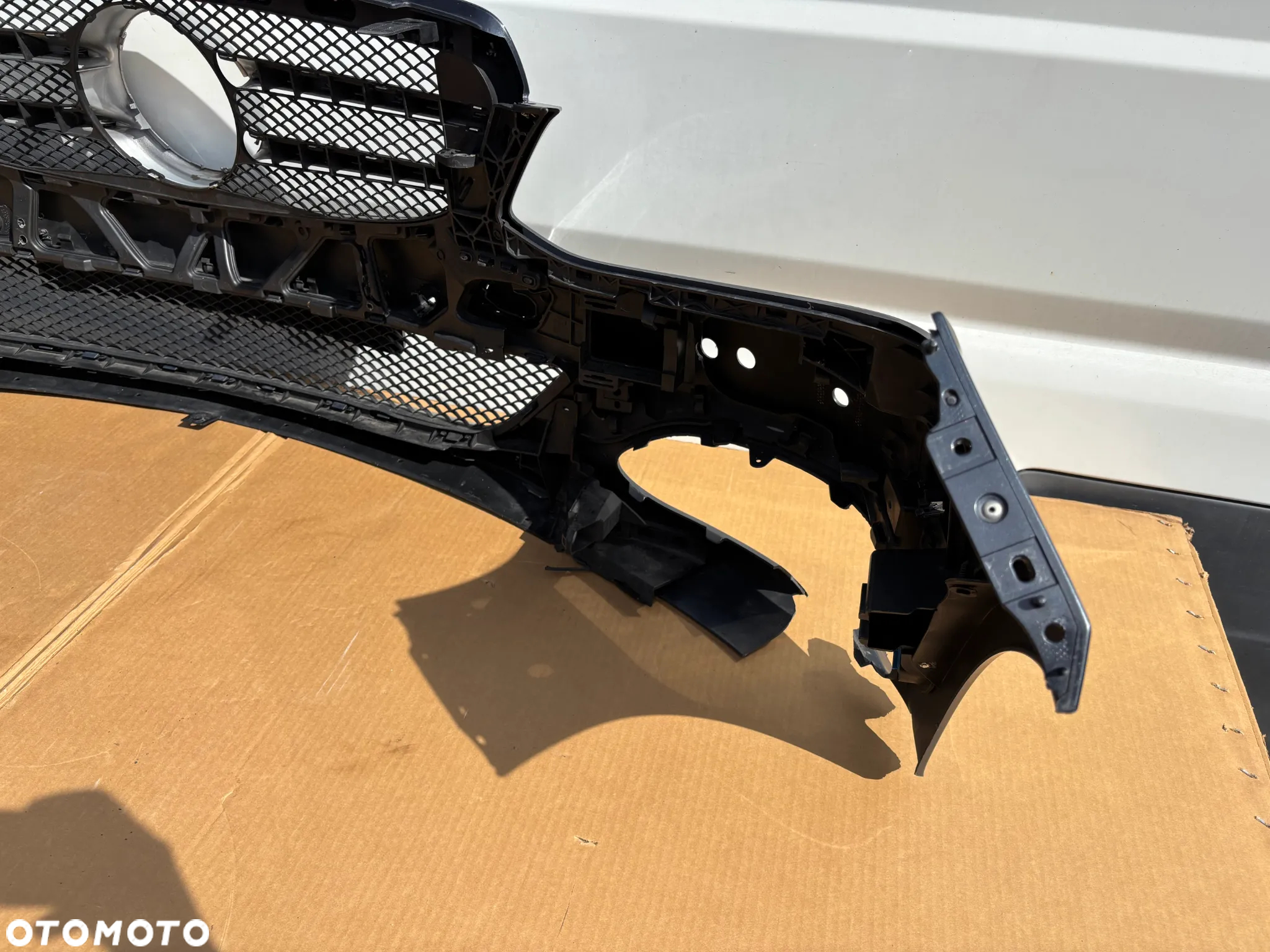 Mercedes E Klasa W212 Lift Zderzak Przedni PDC Atrapa Grill Zderzaka Przedniego Kratka Chrom A2128851838 A2128850822 - 7
