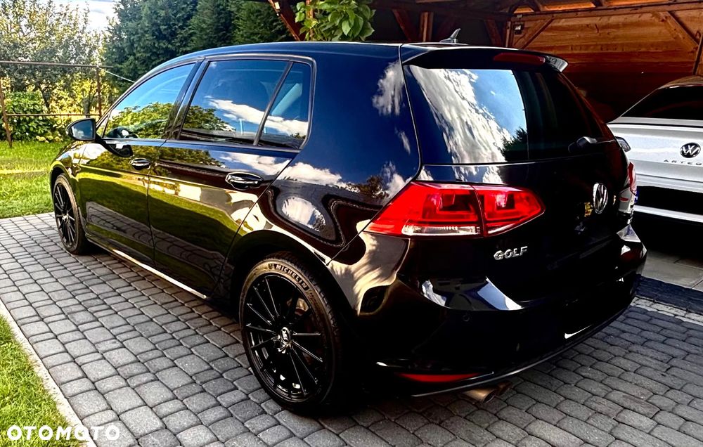 Volkswagen Golf - 3