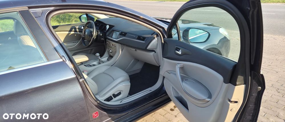 Citroën C5 2.0 HDi Exclusive - 6