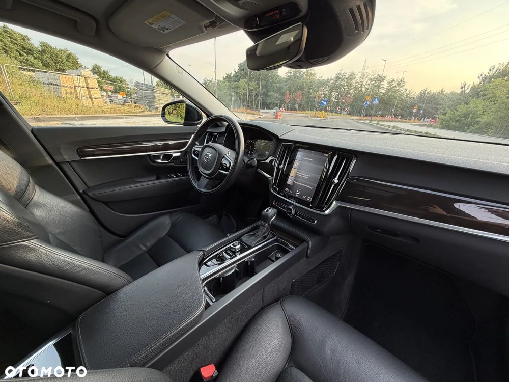 Volvo S90 - 11