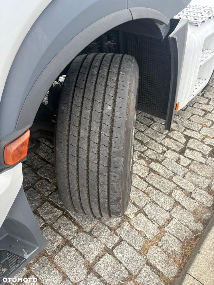 Mercedes-Benz Actros - 16