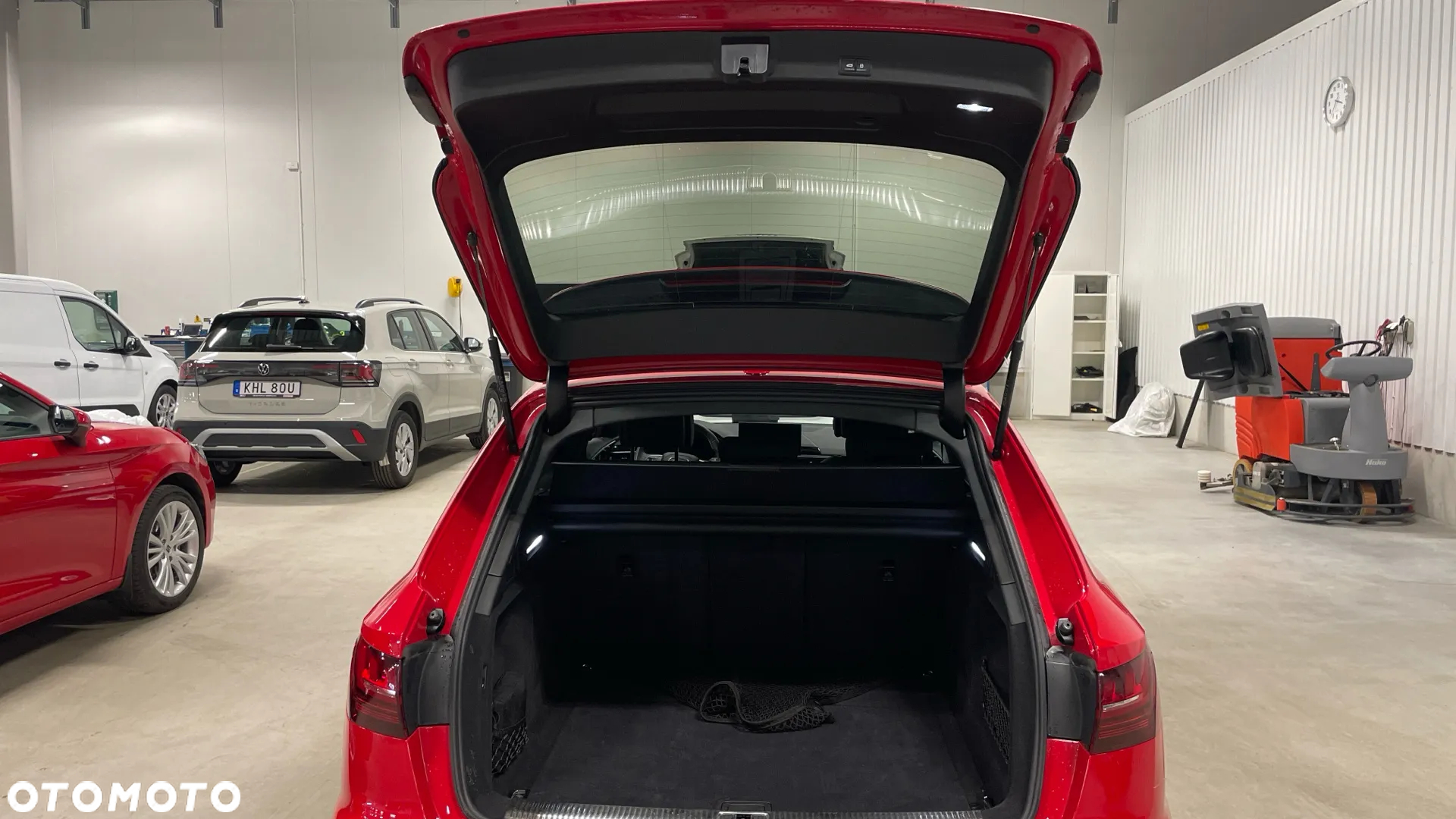 Audi A4 Avant 40 TFSI quattro S tronic S line - 11