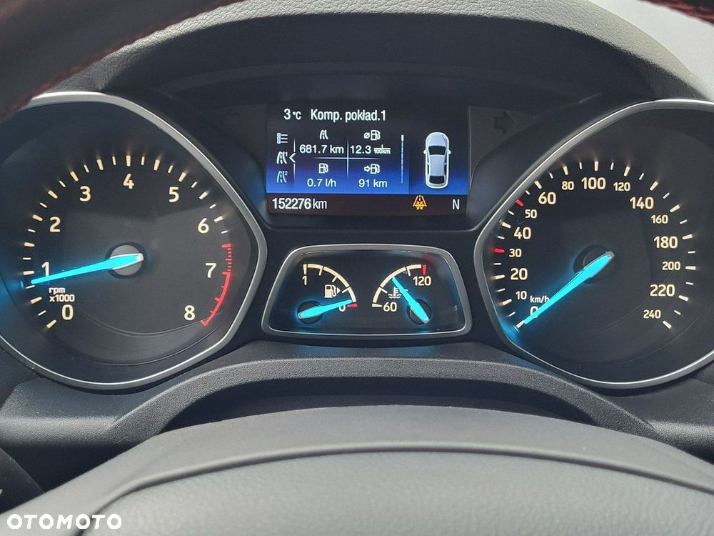 Ford Kuga - 26