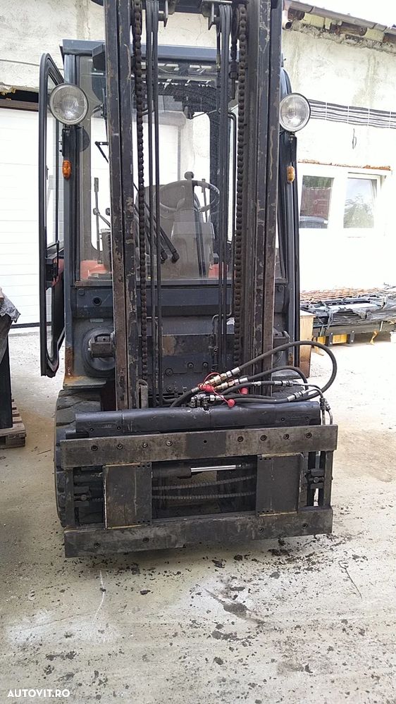 Toyota FBMF30 - 10