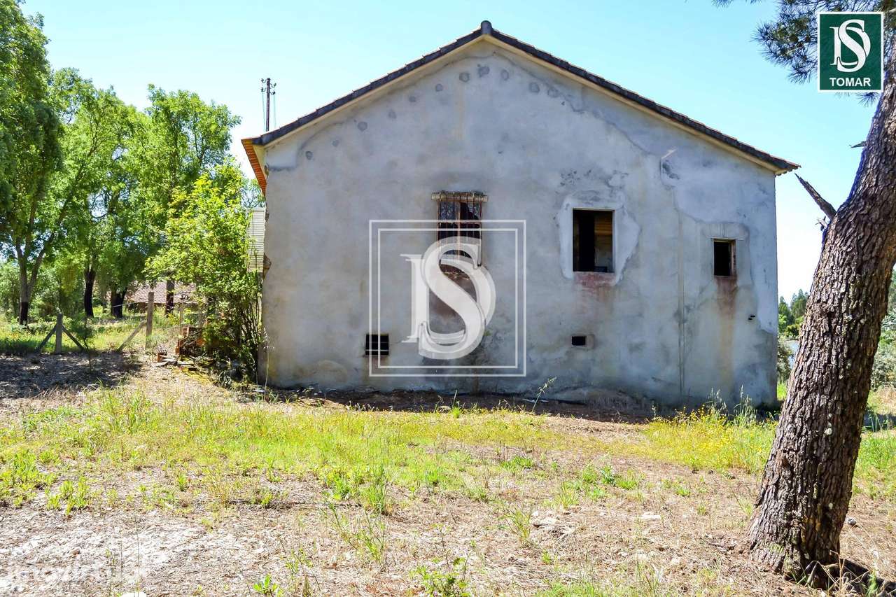 Moradia Isolada T3 em UDF de Serra e Junceira - Grande imagem: 2/21