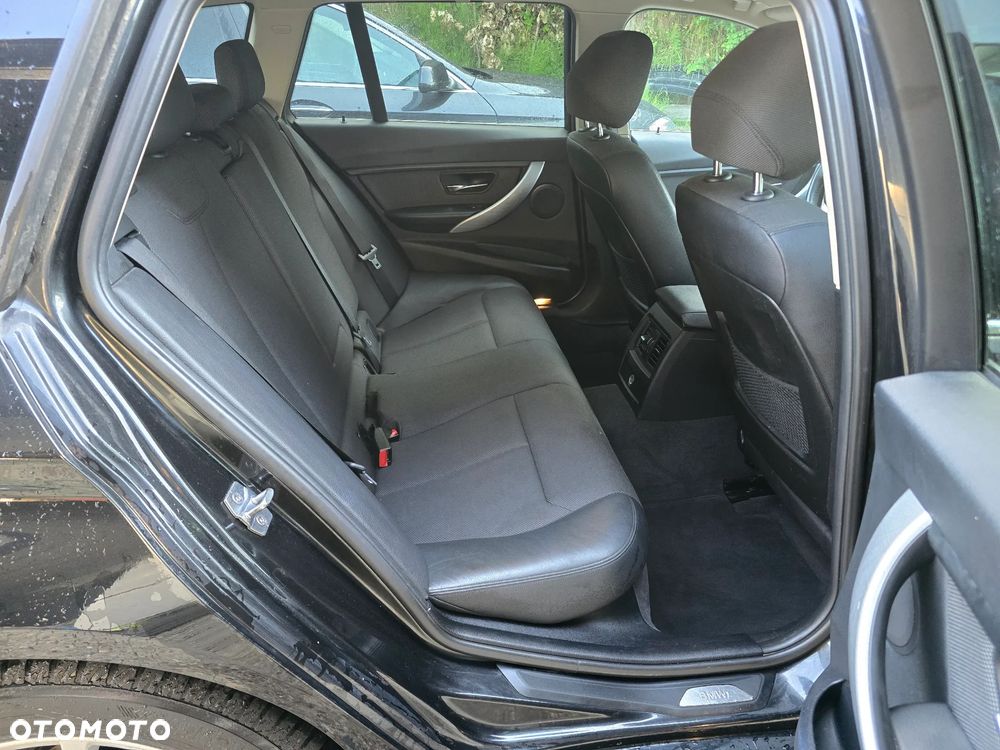 BMW Seria 3 - 12