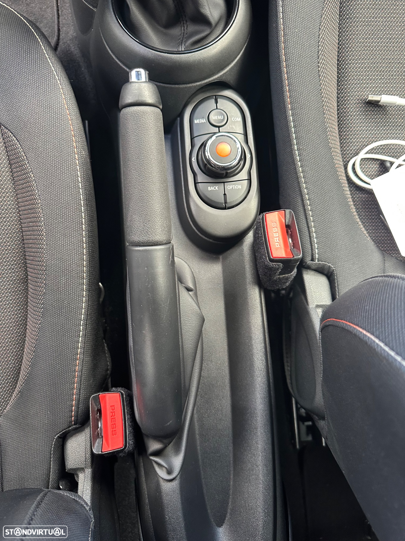MINI 5 Portas One - 20