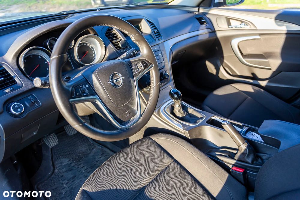 Opel Insignia - 9