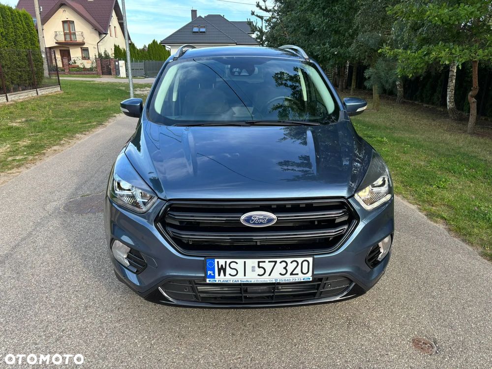 Ford Kuga - 2