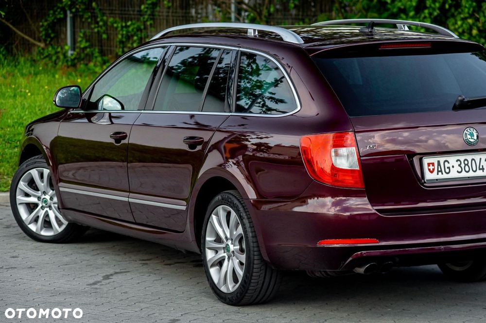 Skoda Superb 1.8 TSI DSG Exclusive - 13