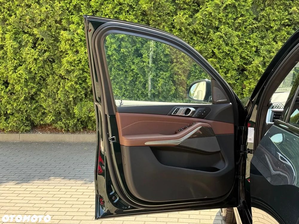 BMW X5 xDrive40i - 14