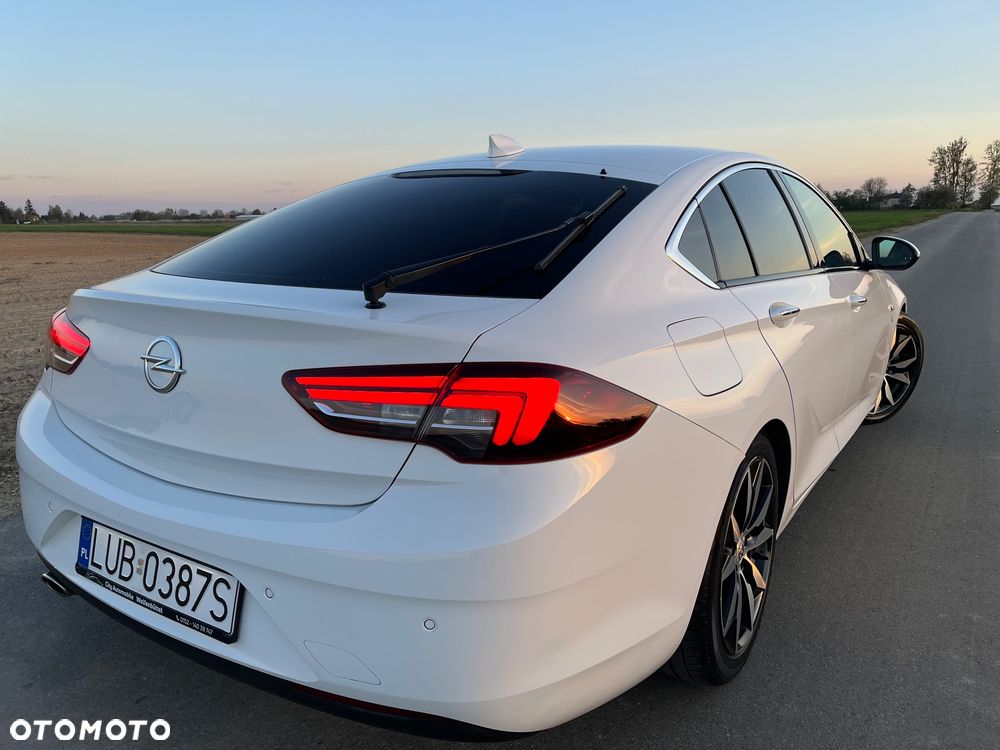 Opel Insignia 2.0 CDTI Elite S&S - 11