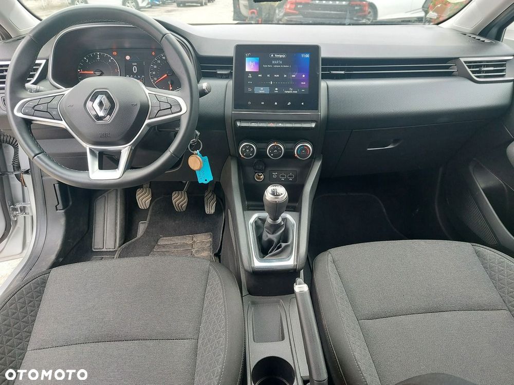 Renault Clio - 17
