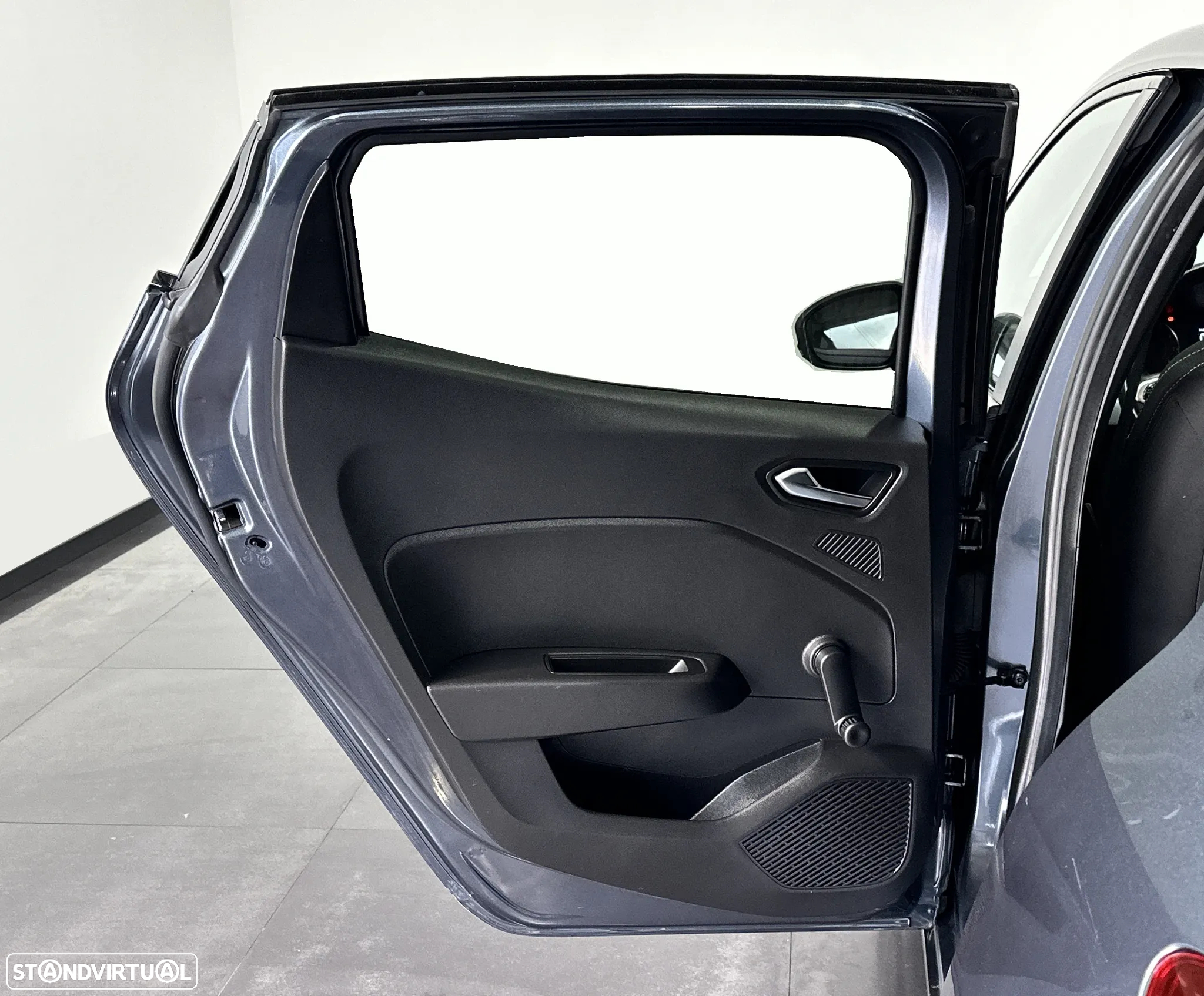 Renault Clio 1.0 TCe Exclusive - 39