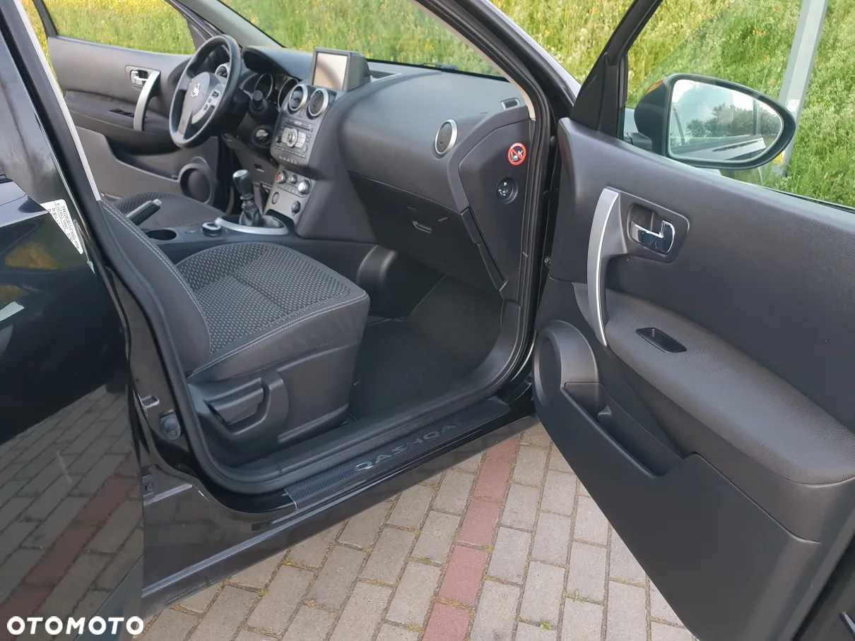 Nissan Qashqai 2.0 4x4 acenta - 23