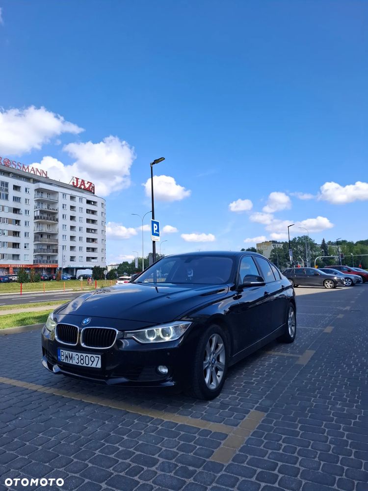 BMW Seria 3 325d Sport - 1