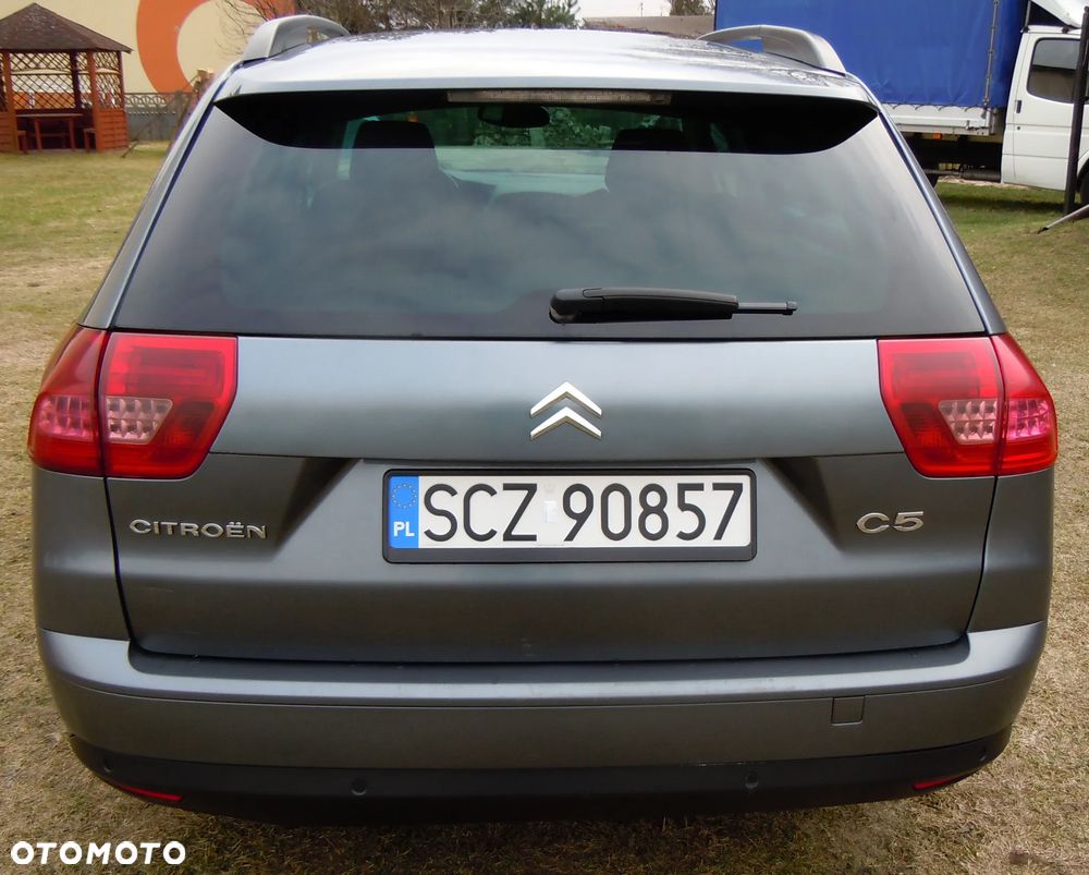 Citroën C5 HDi 135 Exclusive - 4
