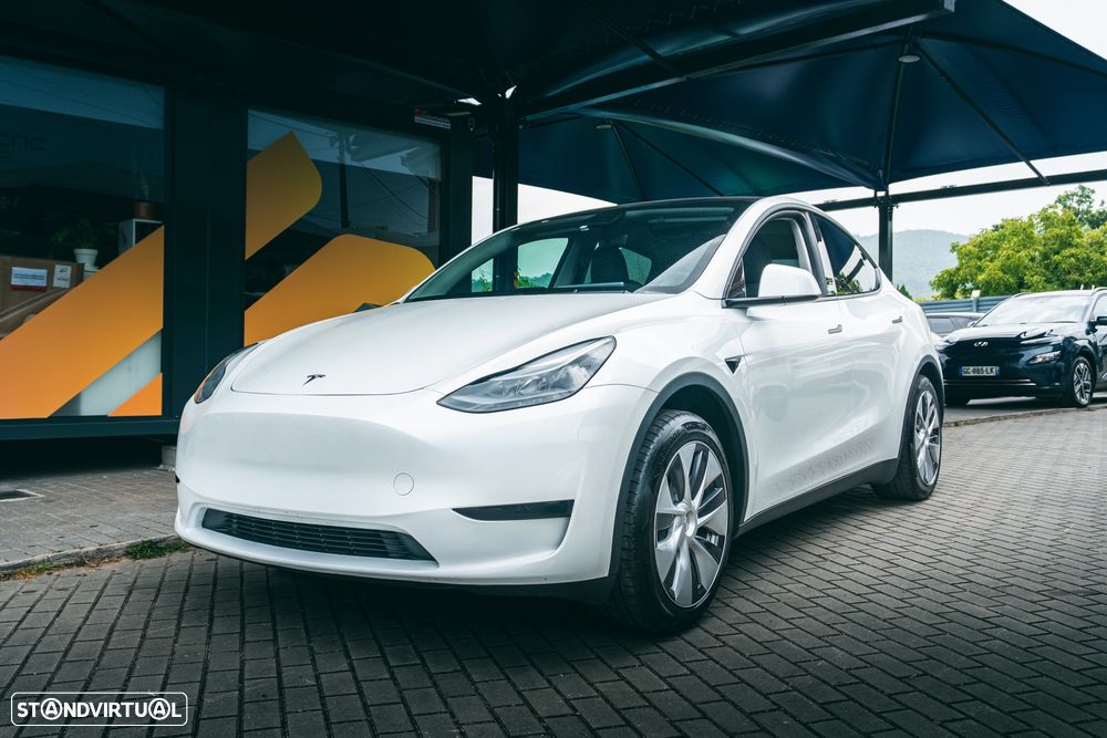 Tesla Model Y Tração Traseira - 2