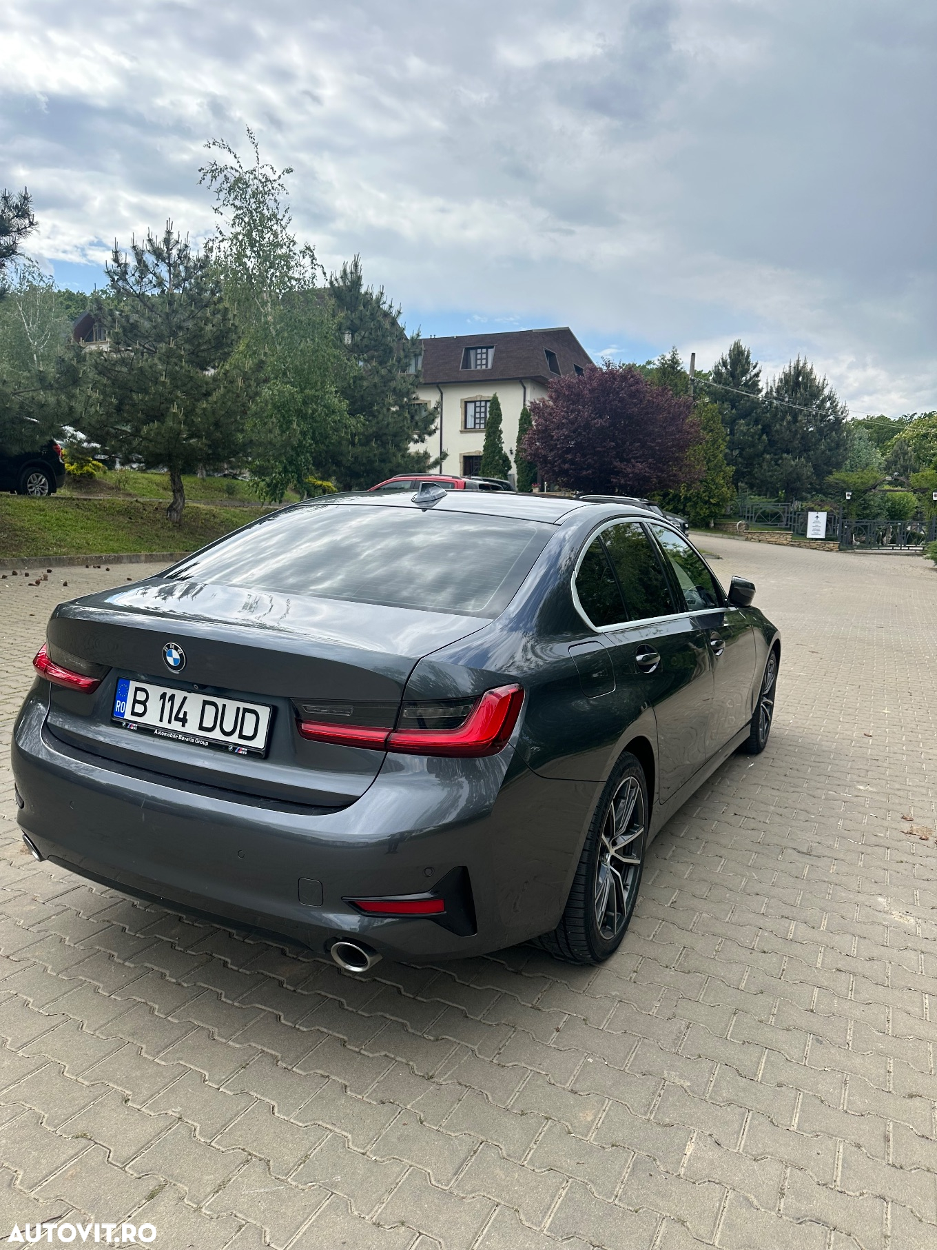 BMW Seria 3 320d xDrive AT - 12