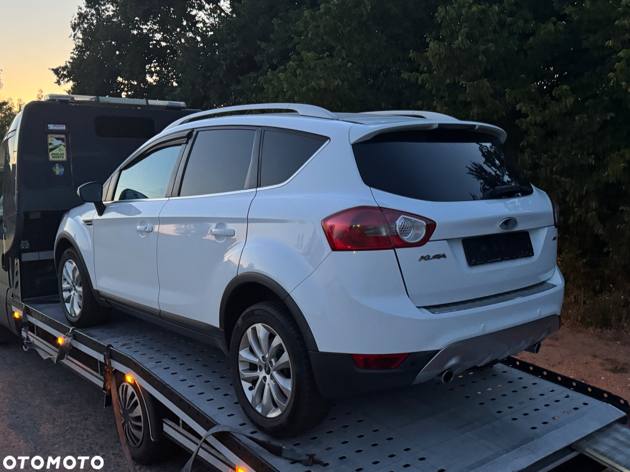 Ford Kuga 2.0 TDCi Titanium - 24