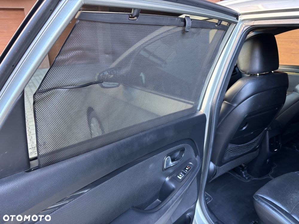 Kia Carens 1.7 CRDi Vision - 16