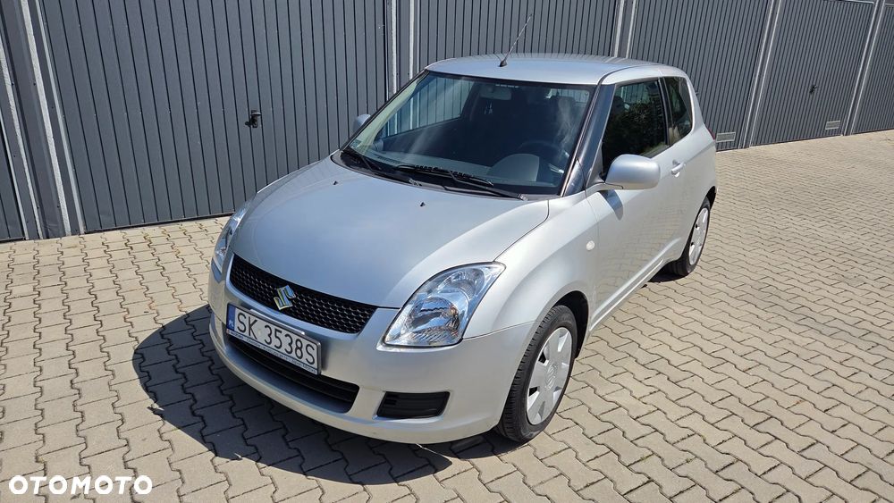 Suzuki Swift 1.3 Sakura