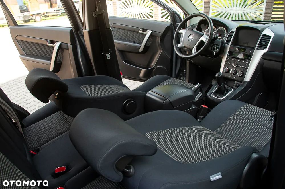 Chevrolet Captiva 2.4 2WD 5 Sitzer LS - 12