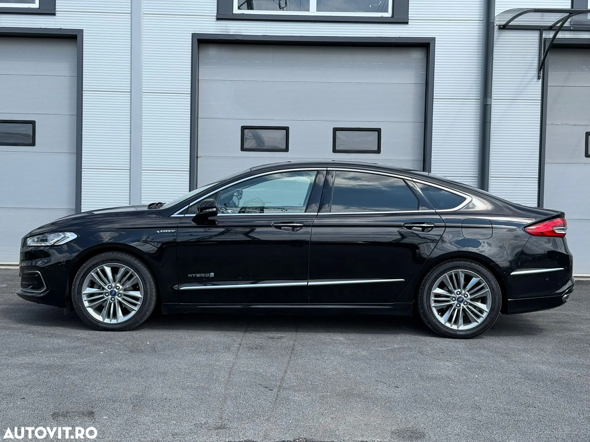 Ford Mondeo 2.0 HEV Vignale - 8
