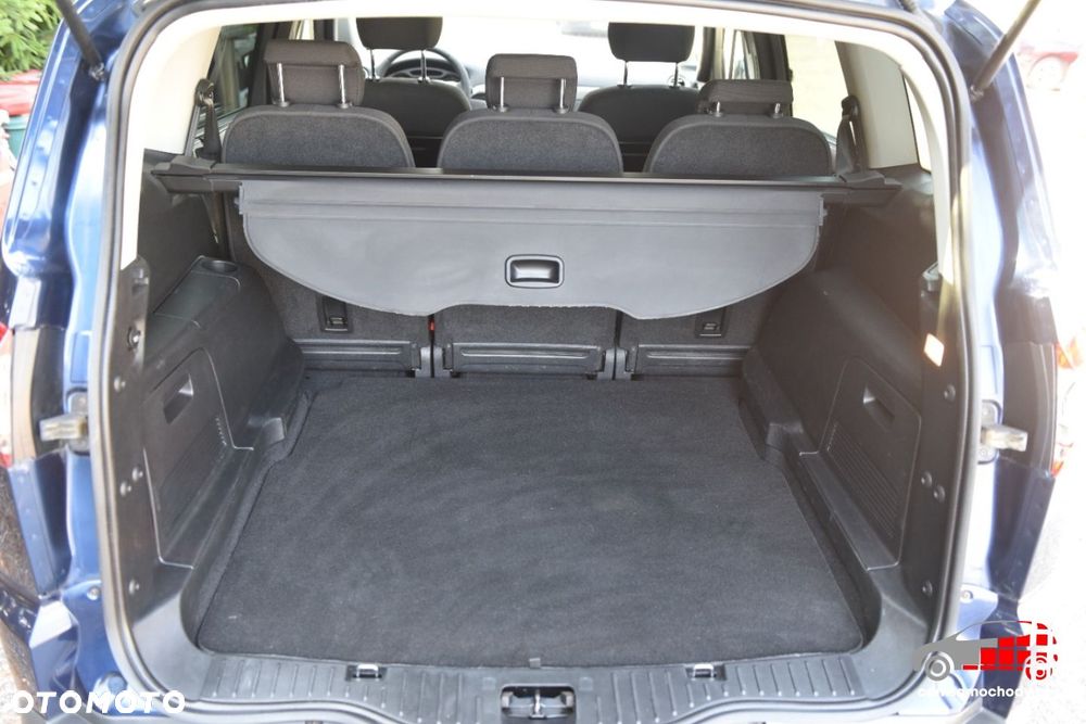 Ford S-Max - 19