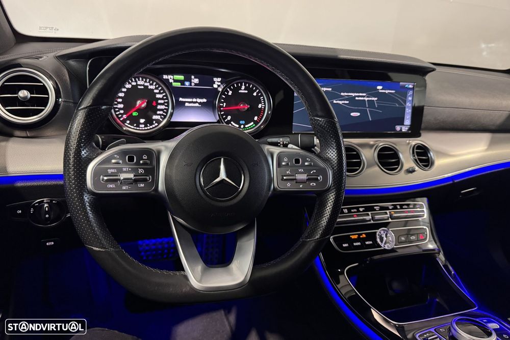 Mercedes-Benz E 300 de AMG Line - 54