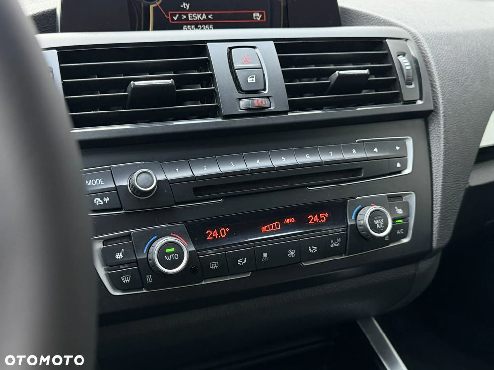 BMW Seria 1 125d Sport Line - 10