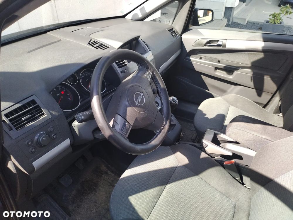 Opel Zafira 1.8 - 14