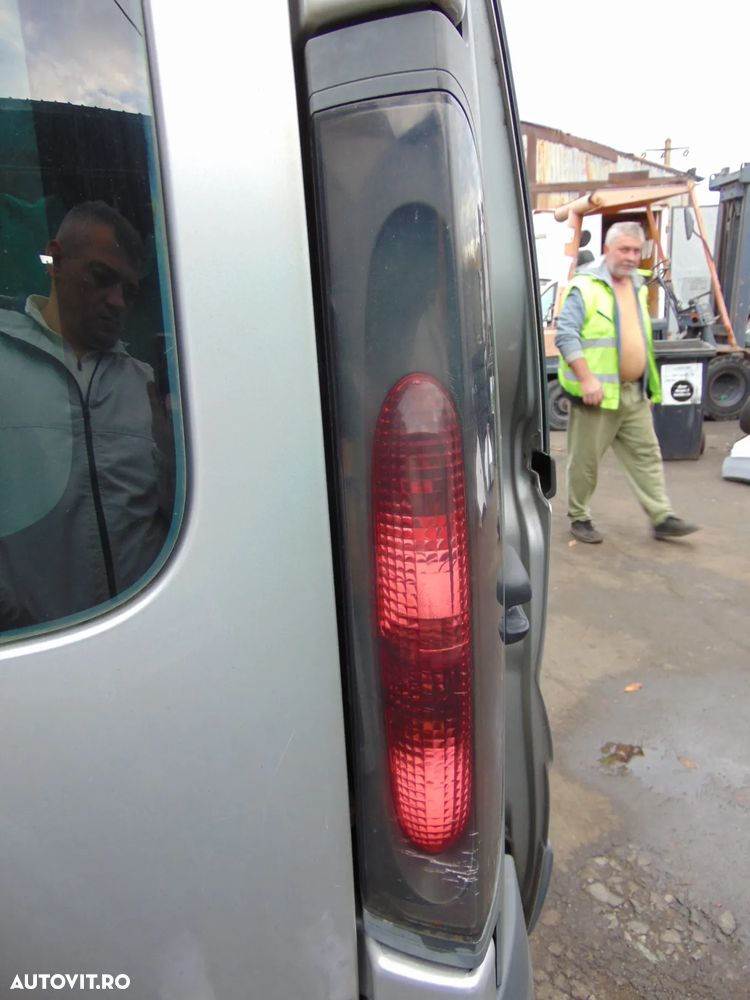 Stop dreapta Opel Vivaro Renault Trafic nissan primastar stop lampa tripla - 3