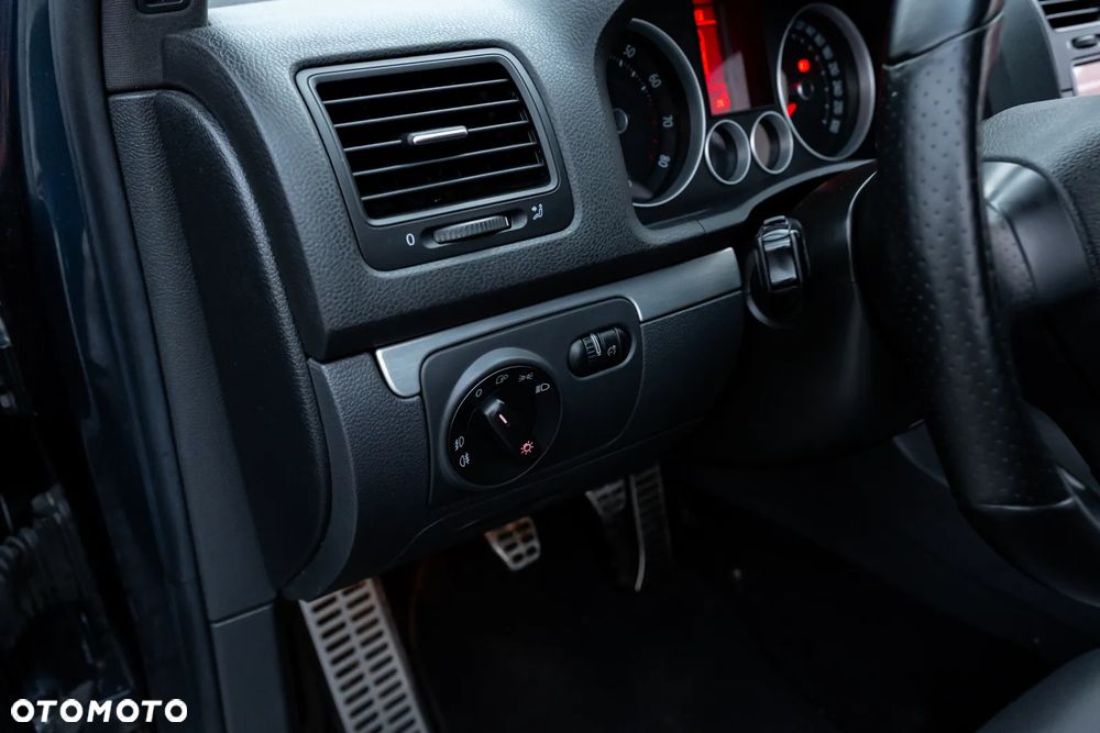 Volkswagen Golf 2.0 GTI - 27