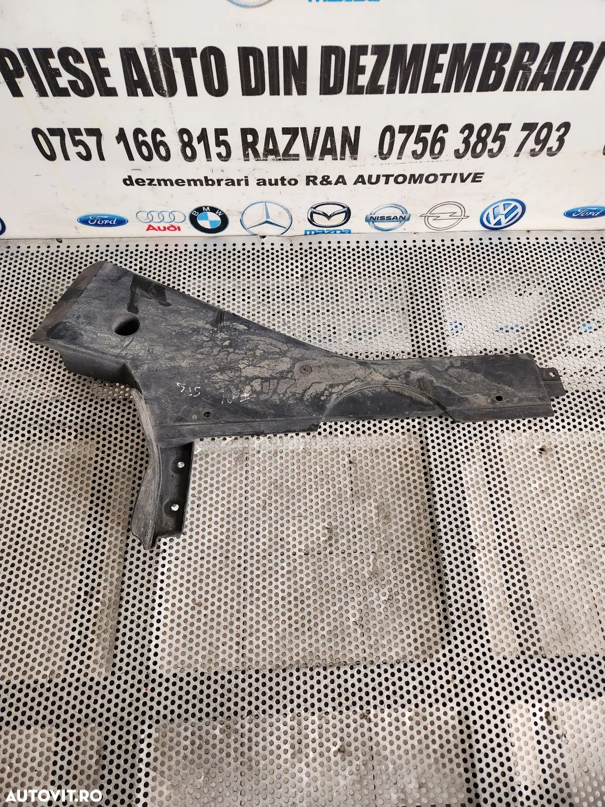 Scut Punte Spate Partea Stanga Bmw Seria 7 F01 F02 F03 F04 Dezmembrez Bmw F01 F02 Seria 7 - 2