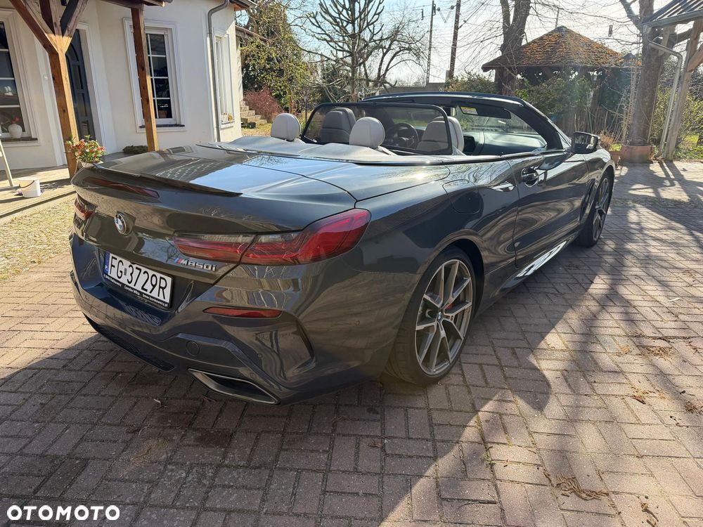 BMW Seria 8 - 21