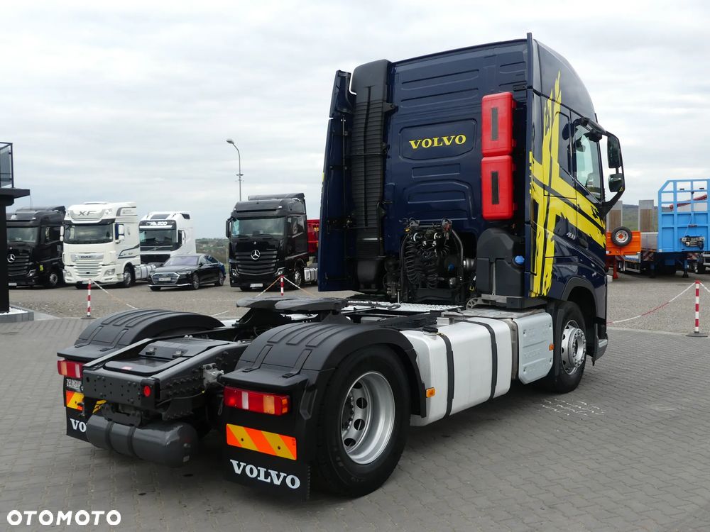 Volvo FH4 460 / EURO 6 / AUTOMAT / PEŁNY ADR / KLIMATYZACJA POSTOJOWA / - 7