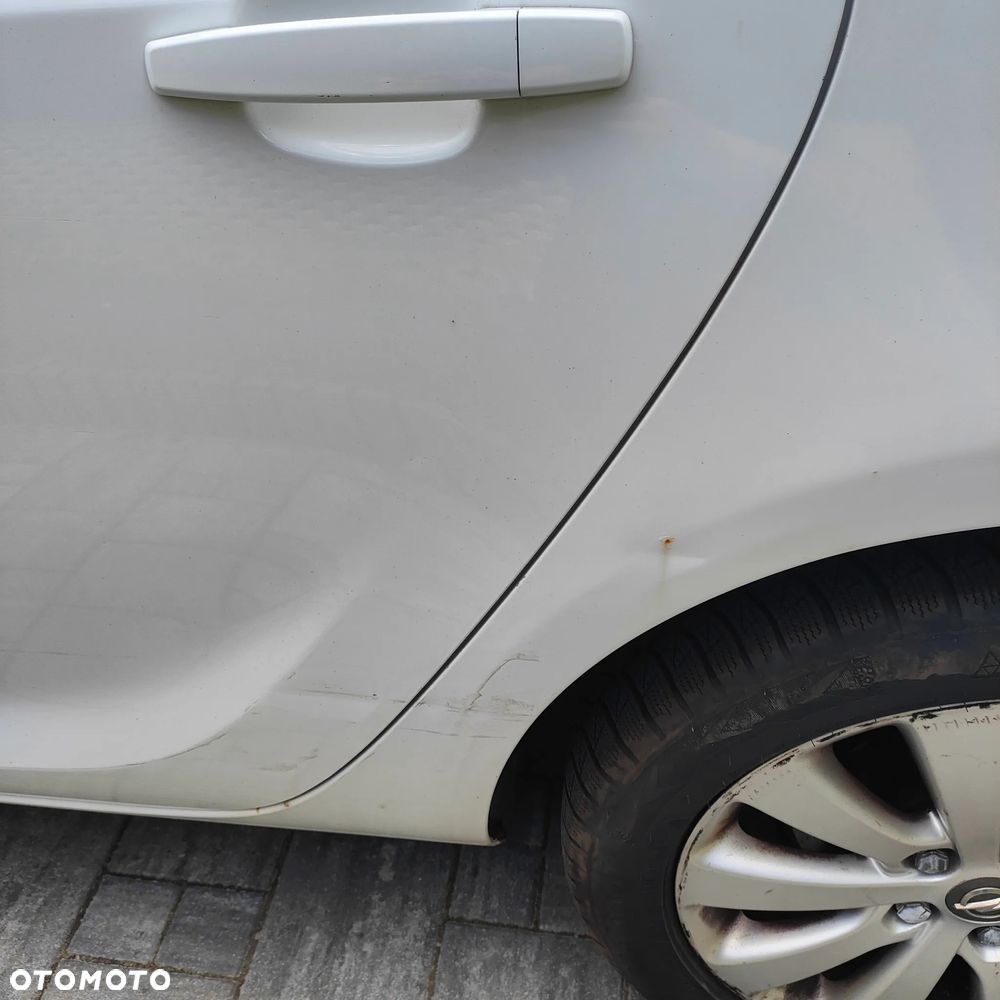 Opel Astra 1.7 CDTI - 11