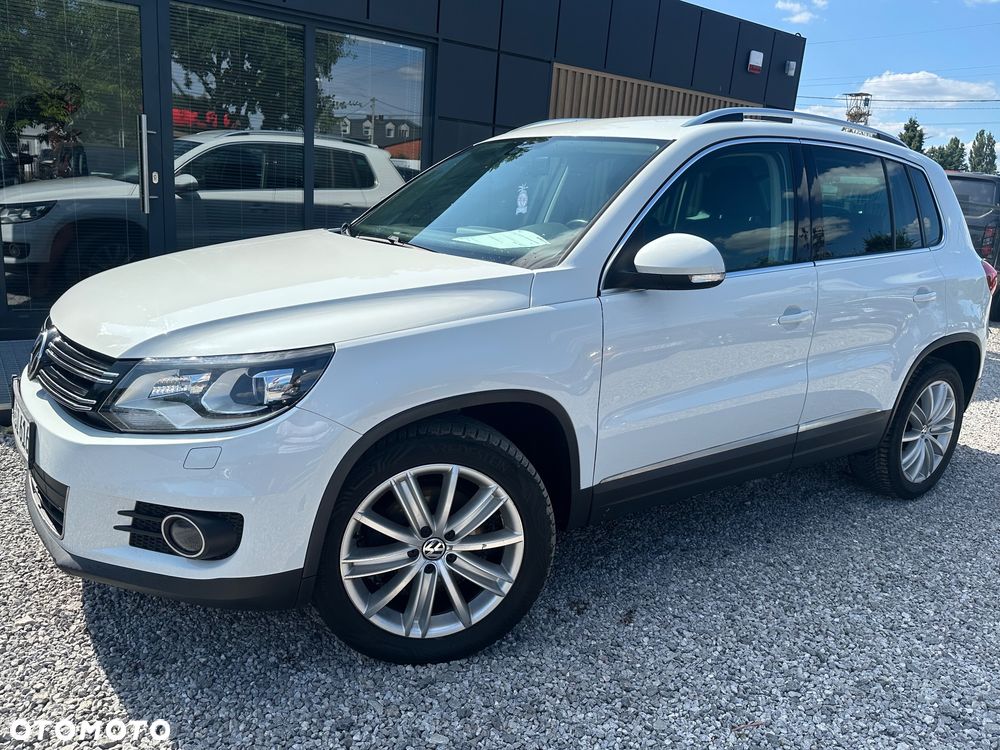 Volkswagen Tiguan 2.0 TDI DPF 4Motion BlueMotion Technology Exclusive - 5