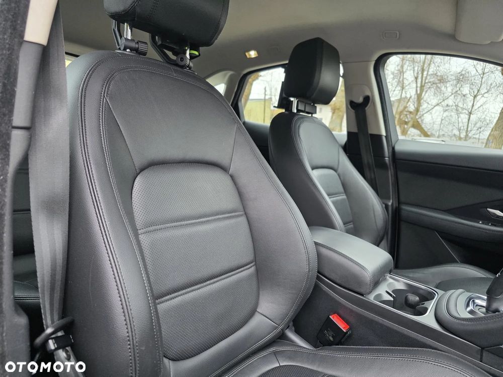 Jaguar E-Pace - 9