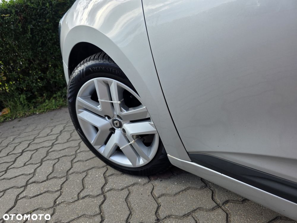 Renault Clio 1.0 TCe Equilibre - 32
