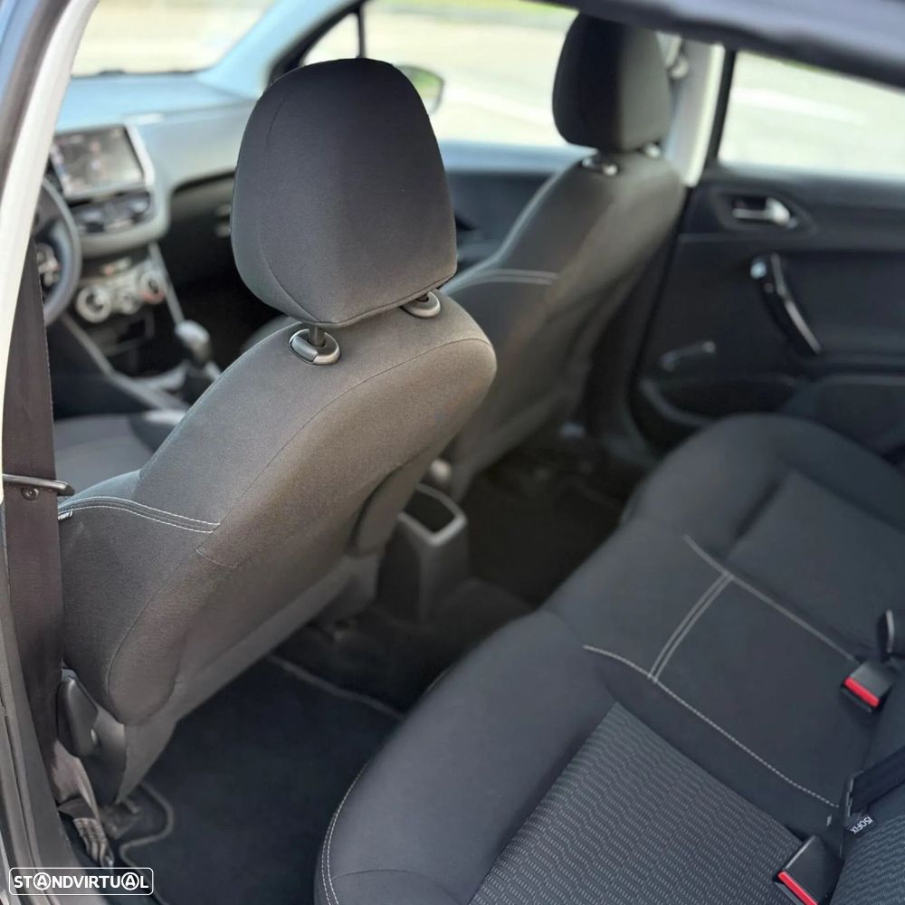 Peugeot 208 1.6 BlueHDi Active - 5